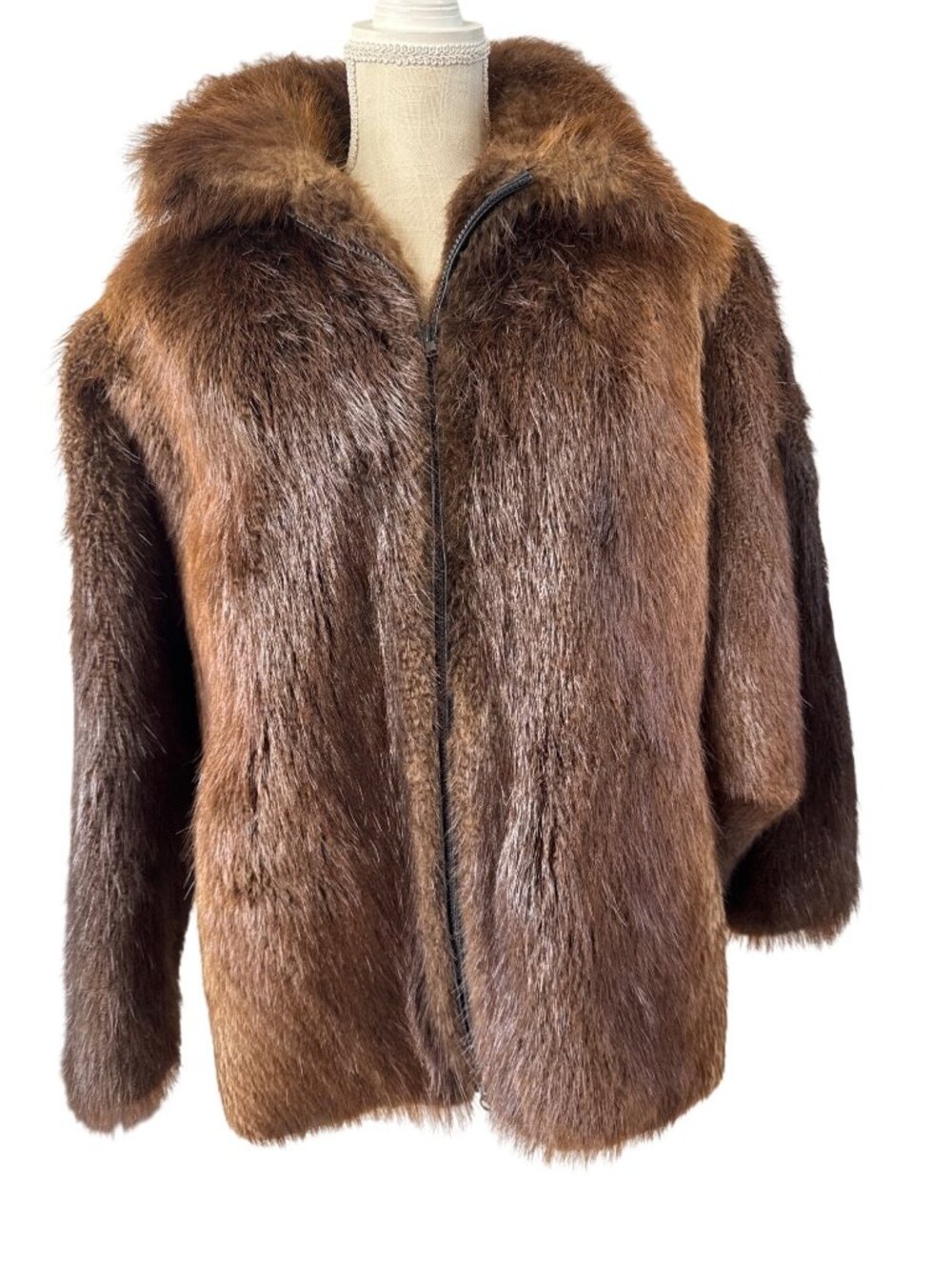 Vintage Brown Fur Jacket With Zipper & Plush Collar Cozy Style For Winter Wear